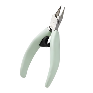 Pince à ongles ergonomique - Verte - Coupe droite 20 mm - Mors plats fins - 13 cm - Inox - Akori